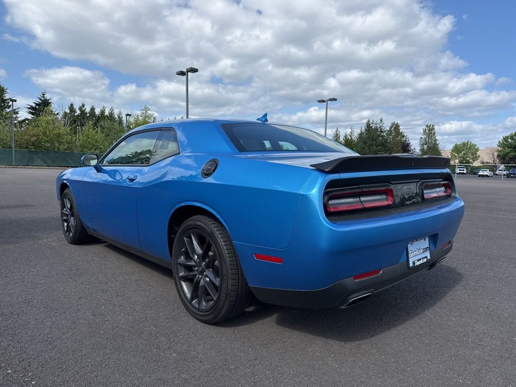 Used 2023 B5 Blue Pearlcoat Dodge SXT image 5