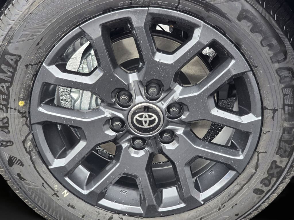 New 2026 Supersonic Red Toyota Platinum image 30