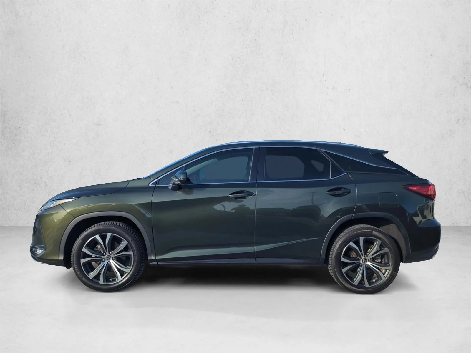 Used 2022 Nori Green Pearl Lexus RX 350 image 5