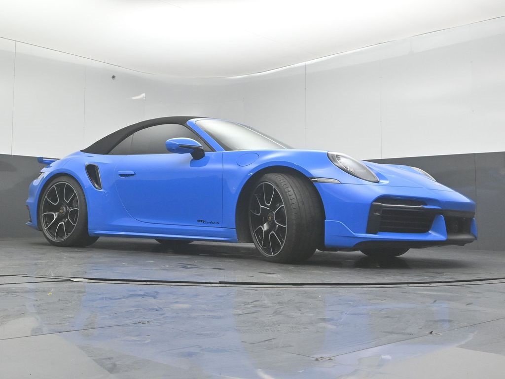 2022 PORSCHE 911 - Image 32