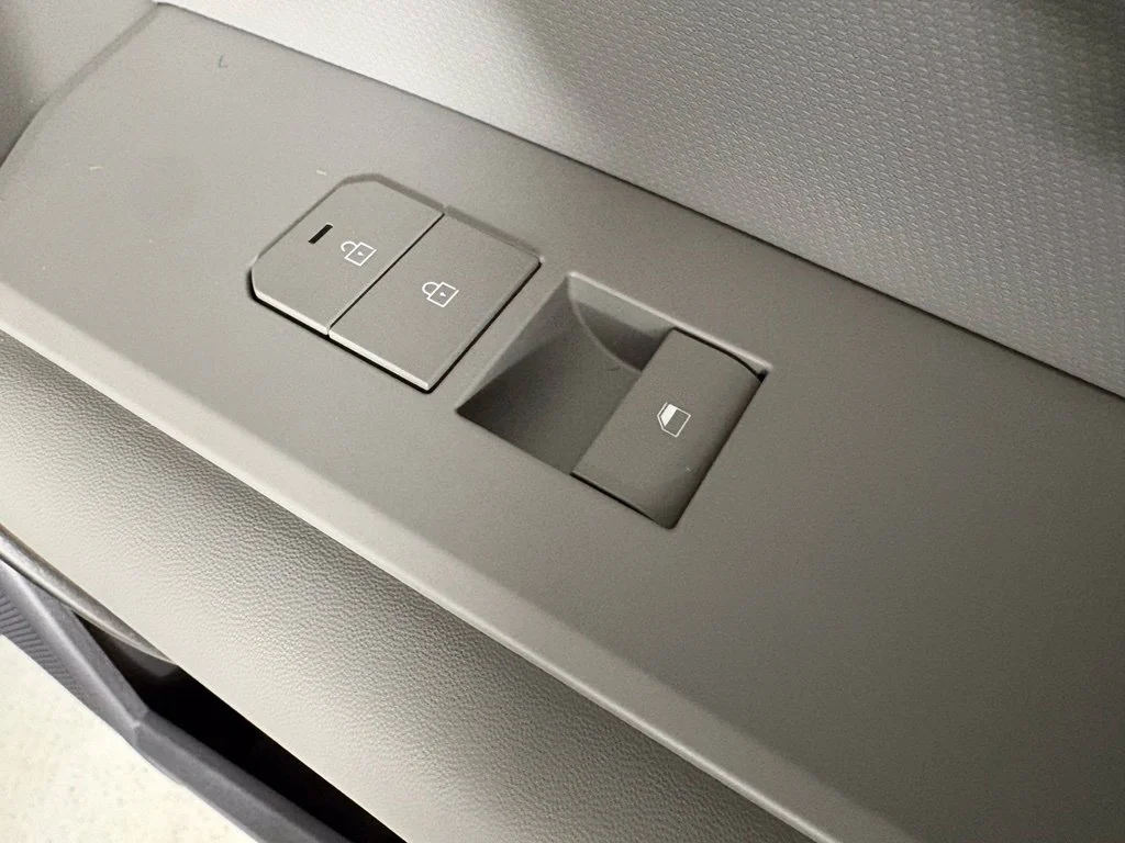 New 2027 Pale Gray Kia X-Line S image 13