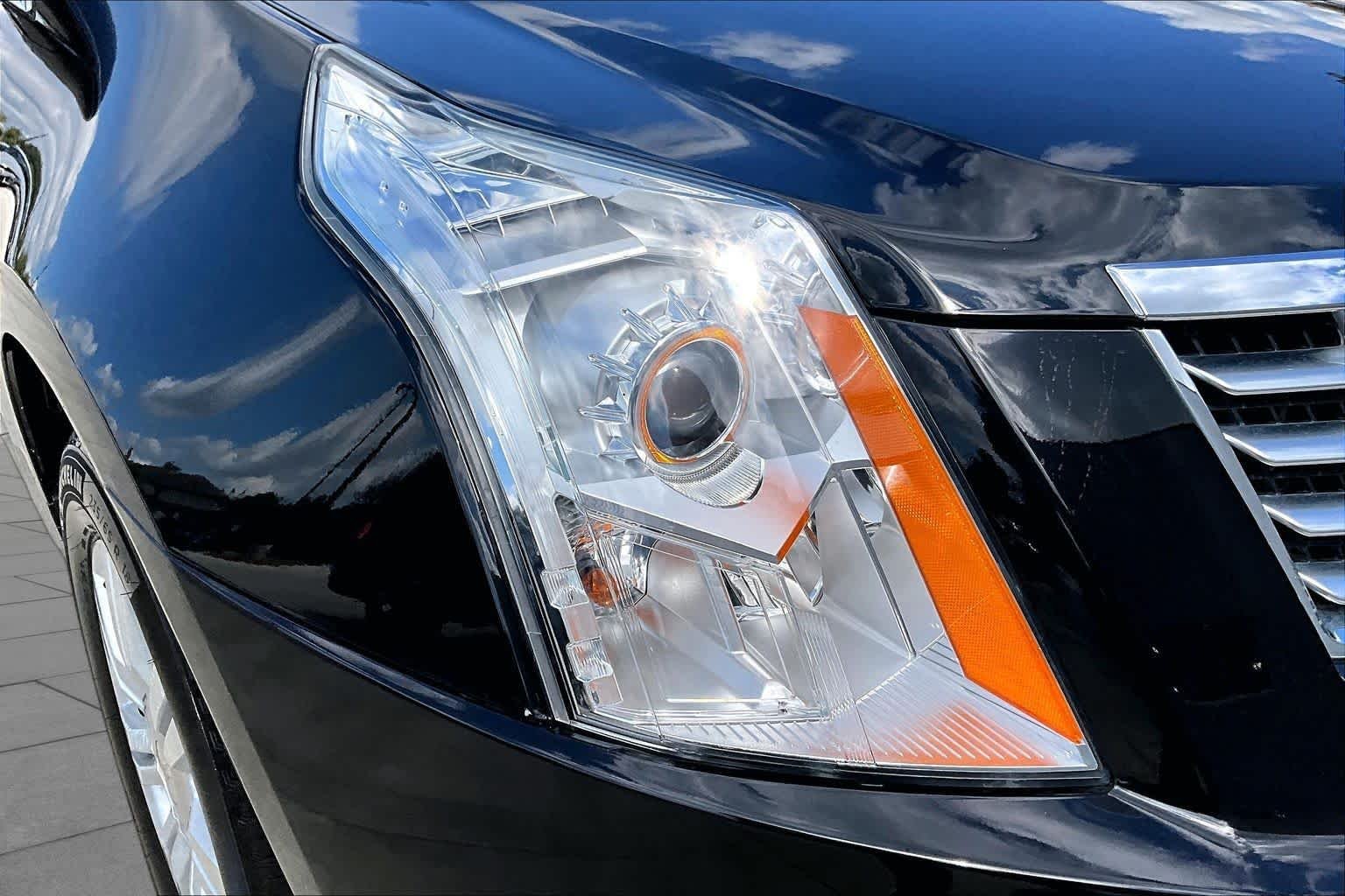 Used 2015 Black Raven Cadillac Luxury Collection image 26