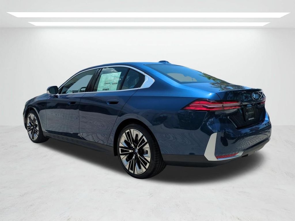 New 2027 Phytonic Blue Metallic BMW 530i image 6