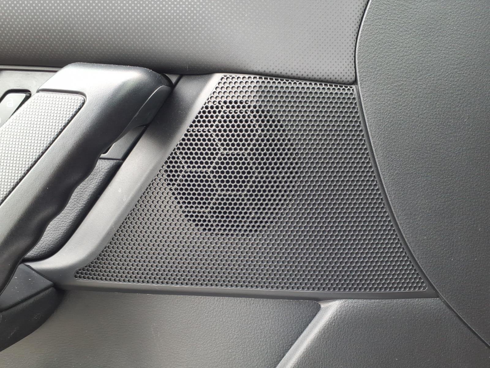 Used 2025 Wind Chill Pearl Mazda 2.5 S Preferred Package image 6