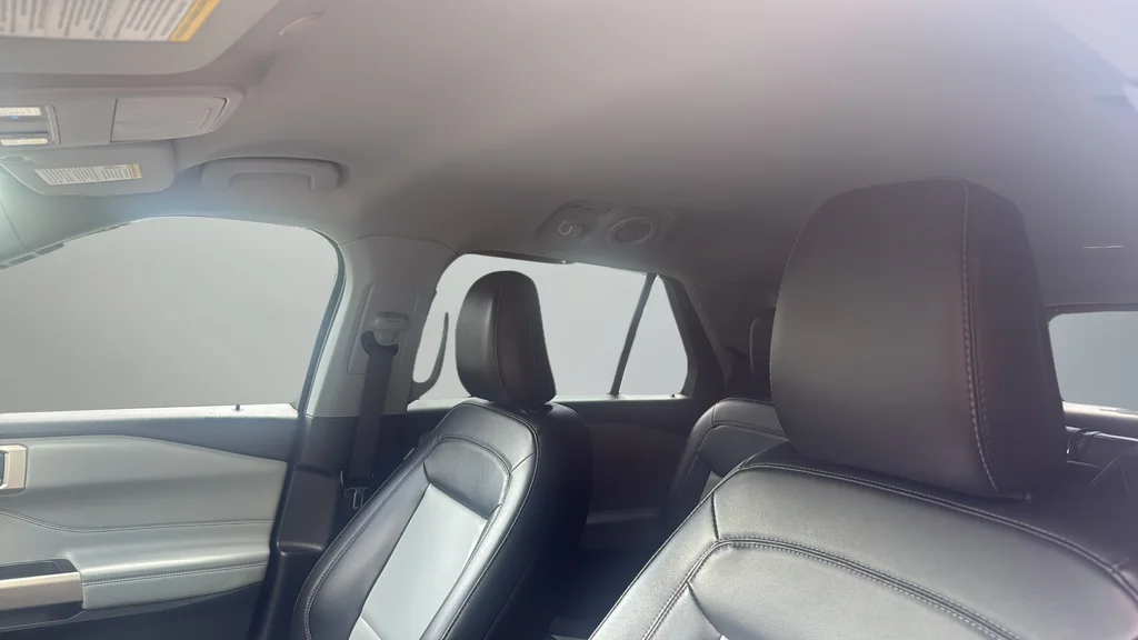 2023 Ford Explorer XLT - Photo 18