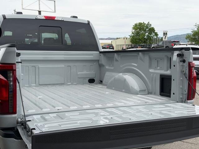 New 2026 Avalanche Ford XLT image 9