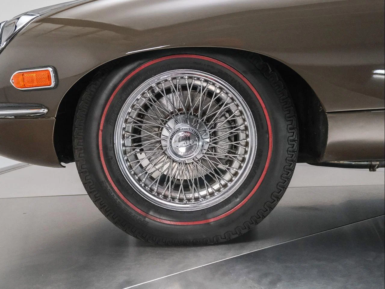 Used 1971  Jaguar Series II image 22