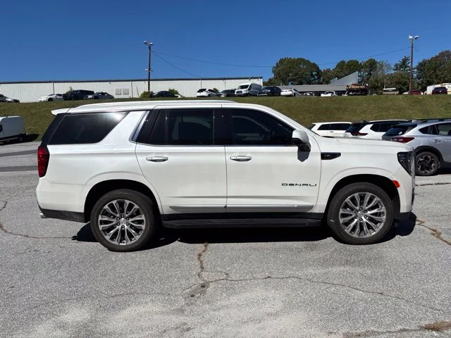 Used 2023 White GMC Denali image 8