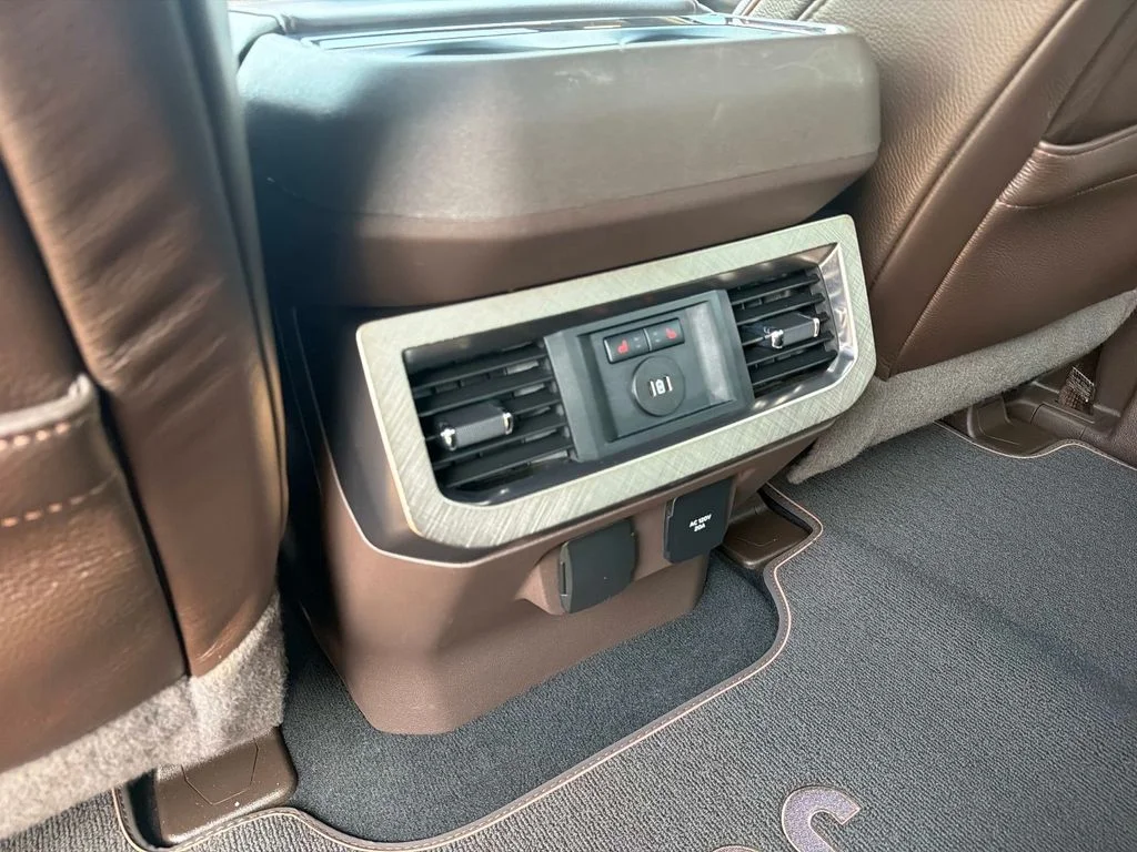 Used 2024 White Ford King Ranch image 17
