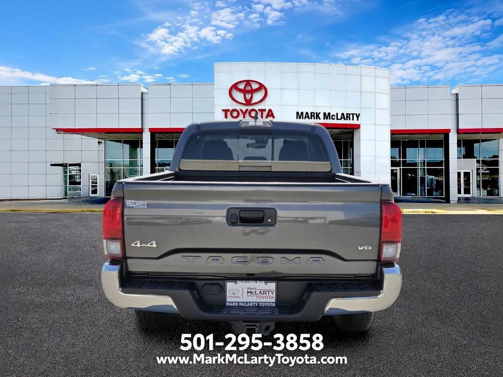 Used 2022 Gray Toyota SR5 image 4