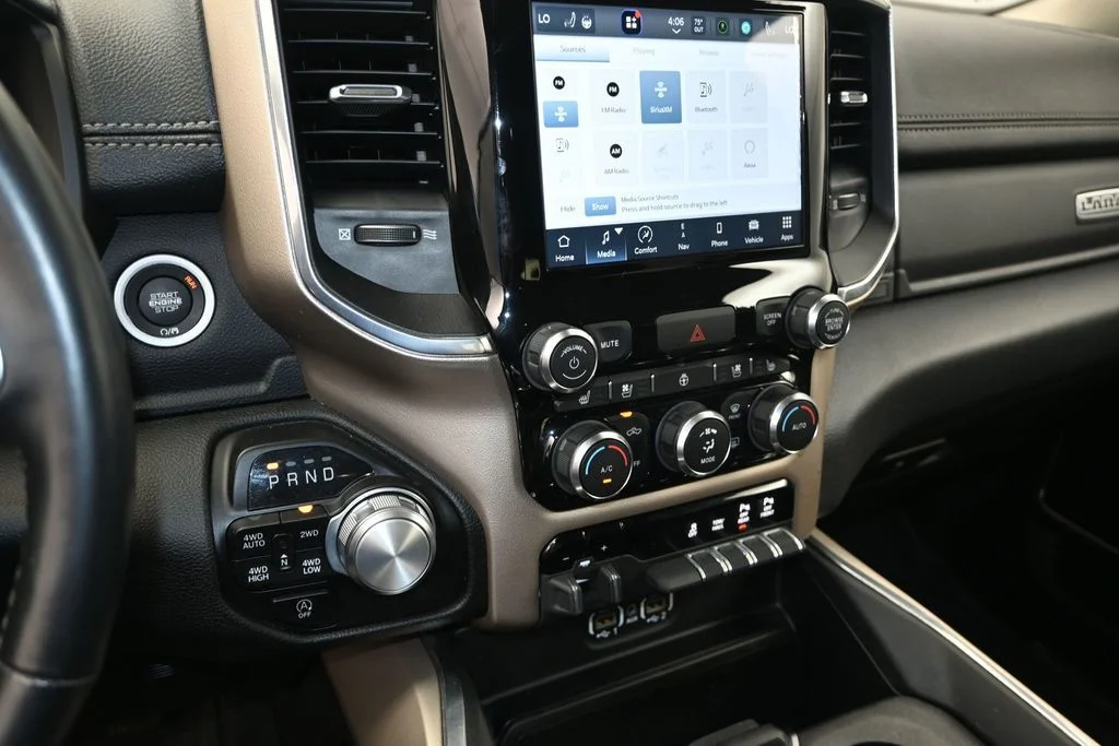 Used 2022 Silver Ram Laramie image 25