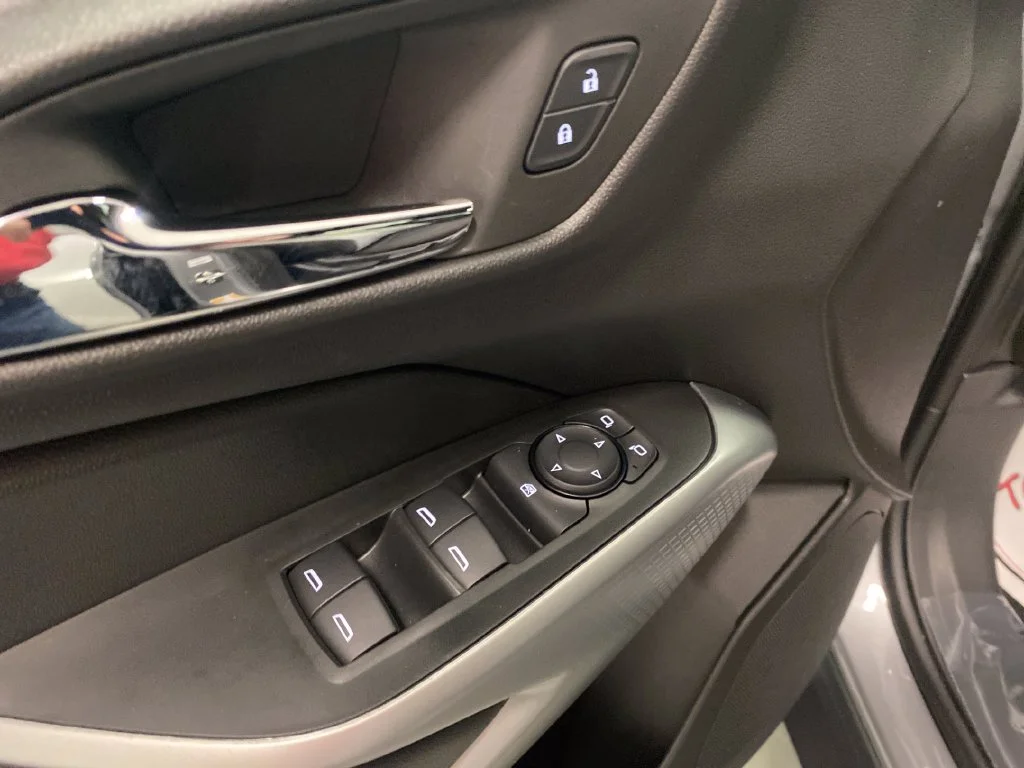 New 2026 Sterling Gray Metallic Chevrolet 1RS image 11