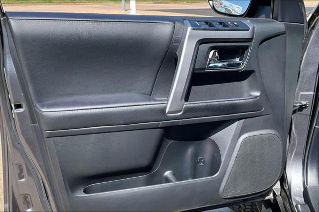Certified Used 2022 MAGNETIC GRAY MET. Toyota  image 24