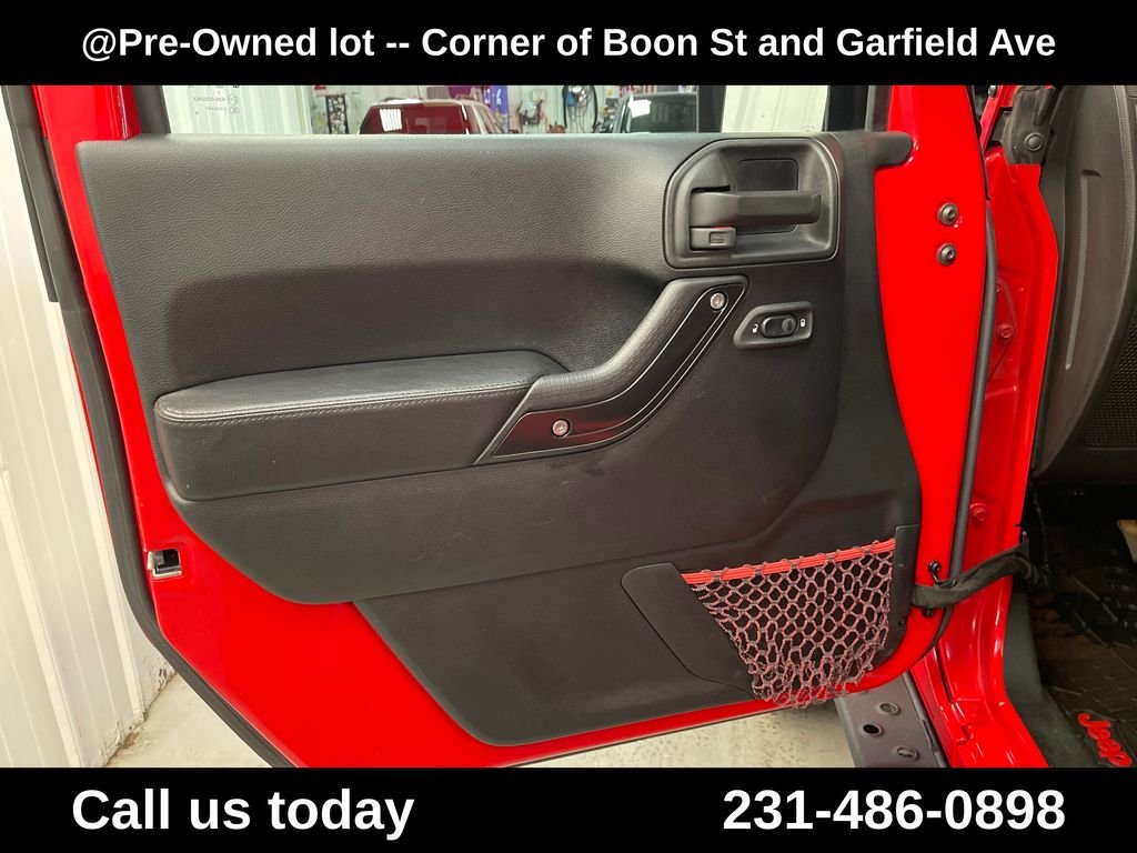 Used 2018 Red Jeep Unlimited Rubicon image 15