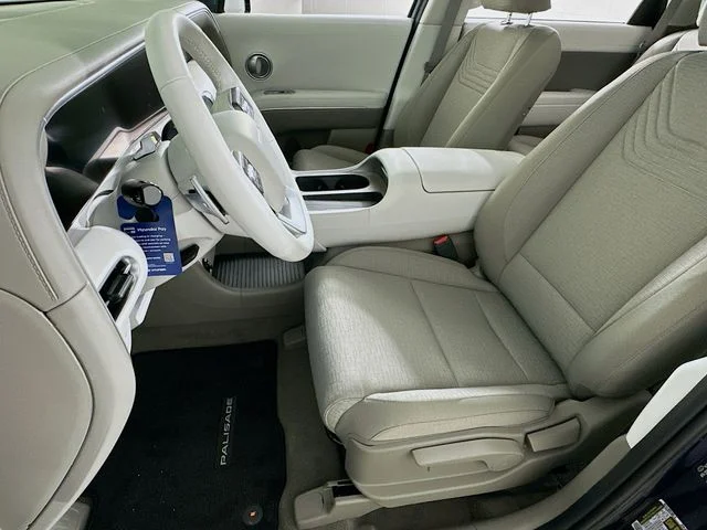 New 2026 Blue Hyundai SE image 9