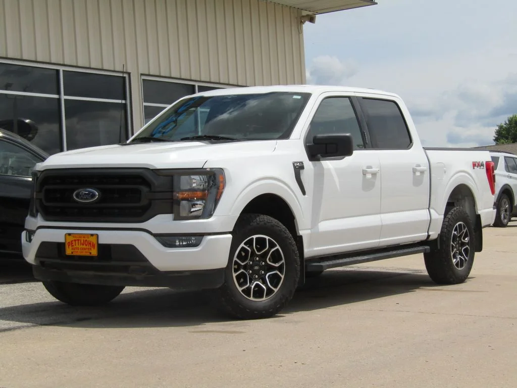 Used 2023 White Ford XLT image 12