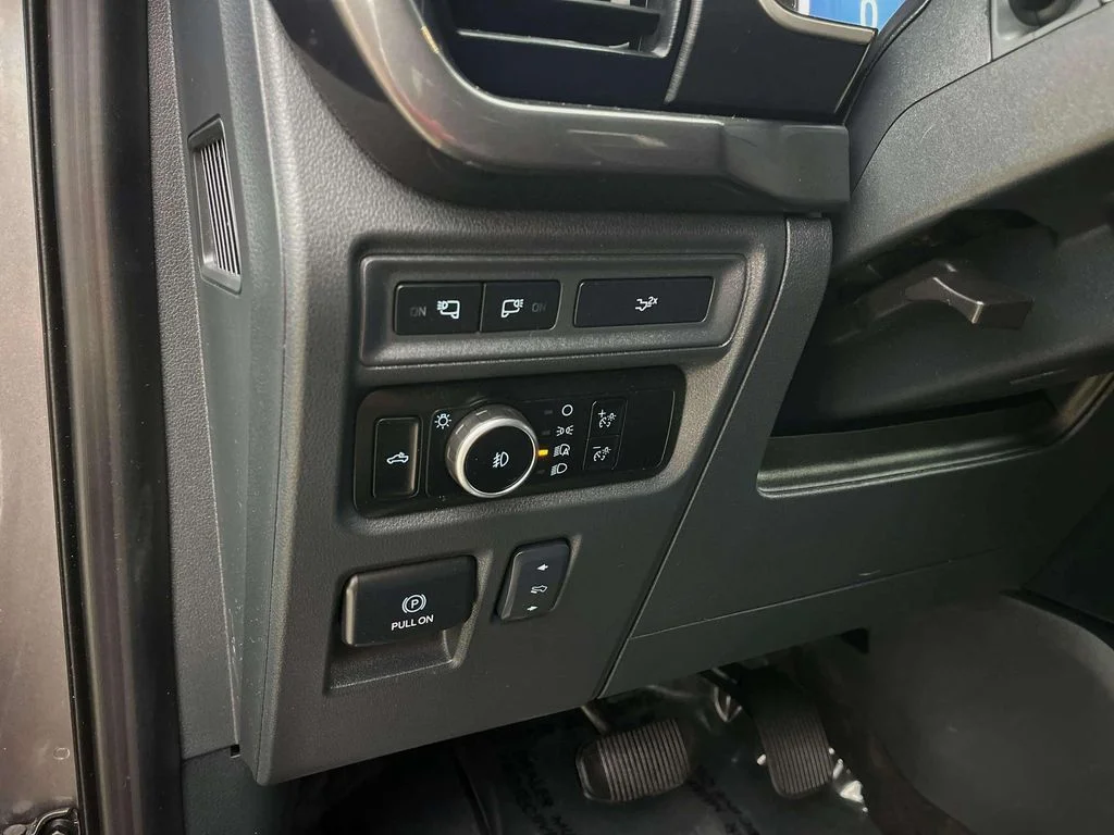 Used 2023 Carbonized Gray Metallic Ford XLT image 15