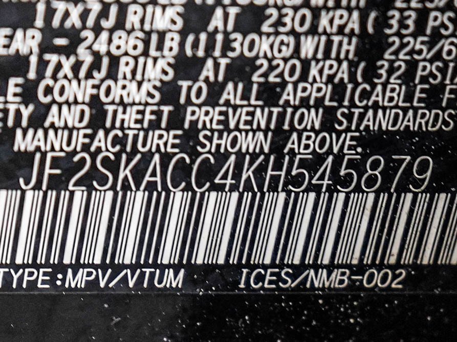Used 2019 Crystal Black Pearl Subaru  image 27