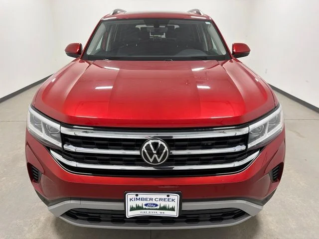 Used 2022 Volkswagen Atlas SE w/Tech with VIN 1V2KR2CA6NC552685 for sale in Pine River, Minnesota