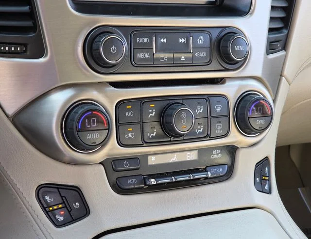 Used 2019 Black GMC Denali image 29