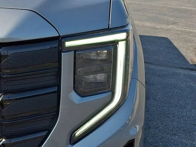 New 2026 Sterling Metallic GMC Elevation image 9