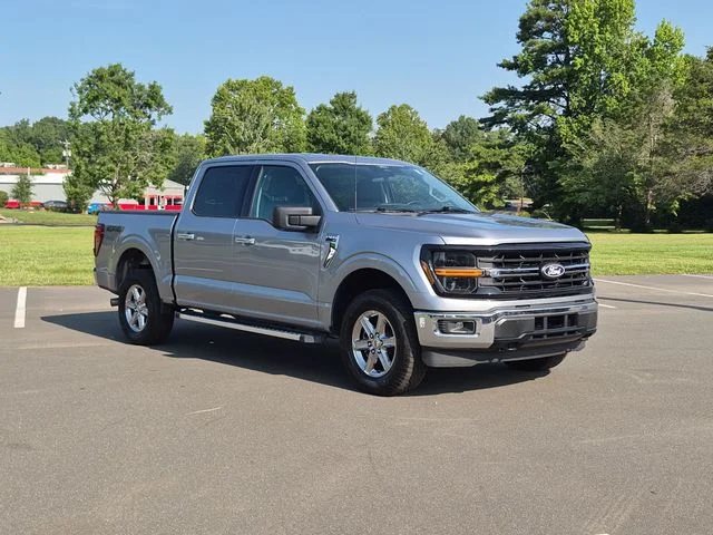 Used 2025 Silver Ford XLT image 15