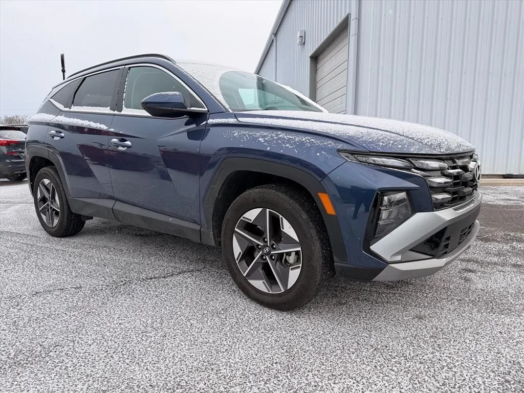 Used 2025 Blue Hyundai SEL image 18