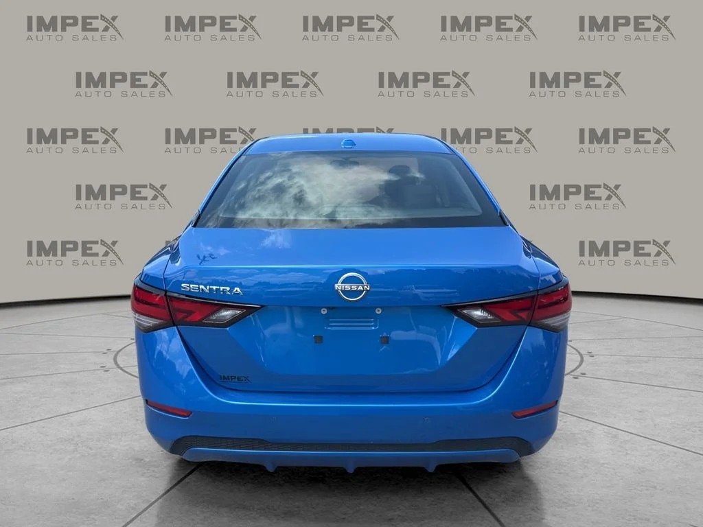 Used 2025 Blue Nissan SV image 4