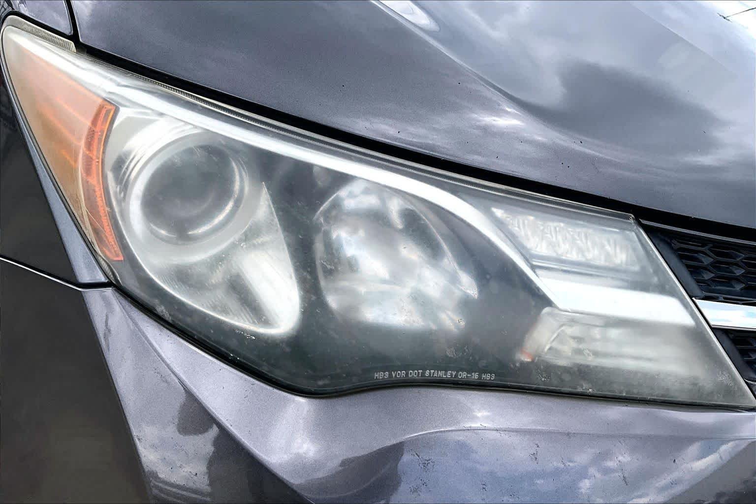 Used 2014 Magnetic Gray Metallic Toyota Limited image 28