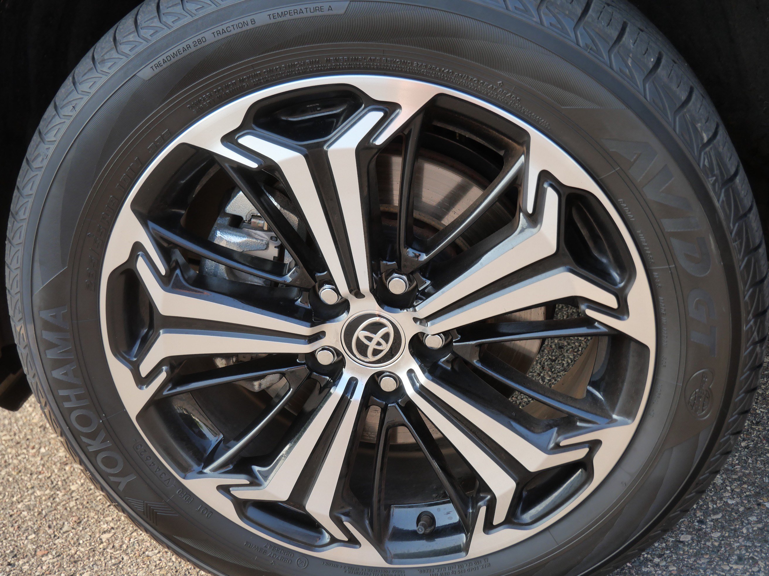 Certified Used 2024 Magnetic Gray Metallic/Midnight Black Metallic Toyota XSE image 16