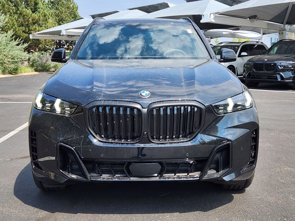 New 2026 Black Sapphire Metallic BMW xDrive40i image 6