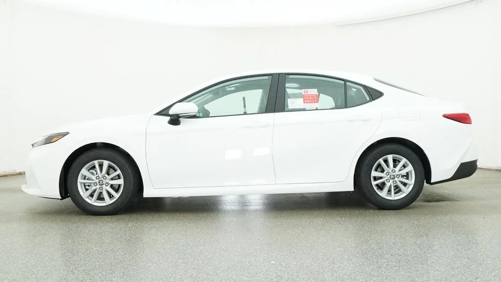 New 2026 Ice Cap Toyota LE image 2