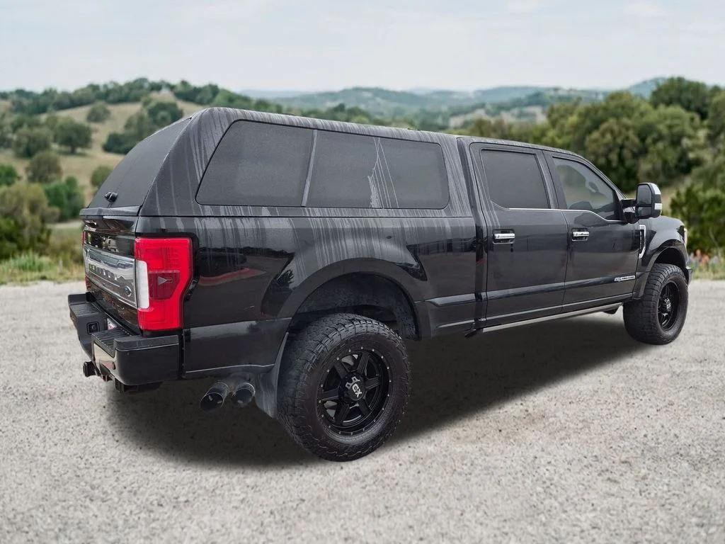 Used 2017 Black Ford Platinum image 10