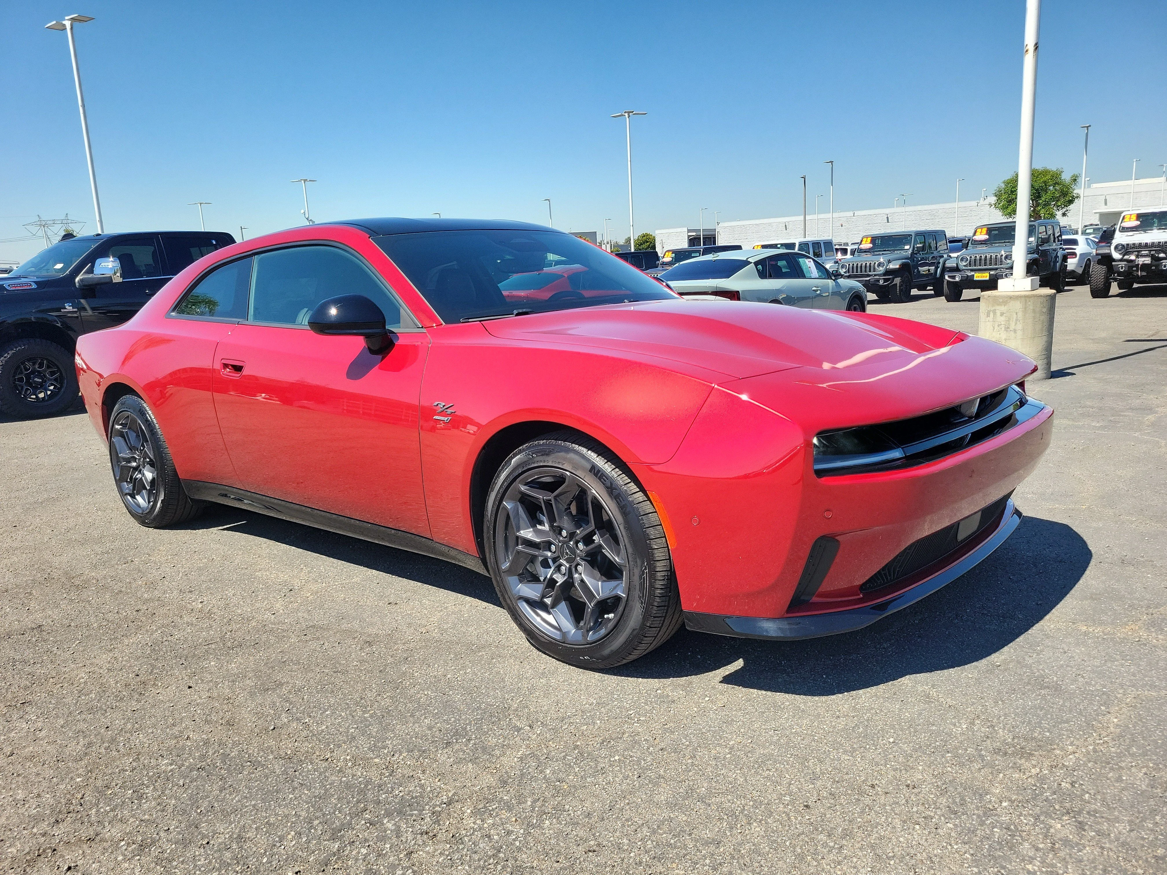 Used 2025  Dodge R/T image 25