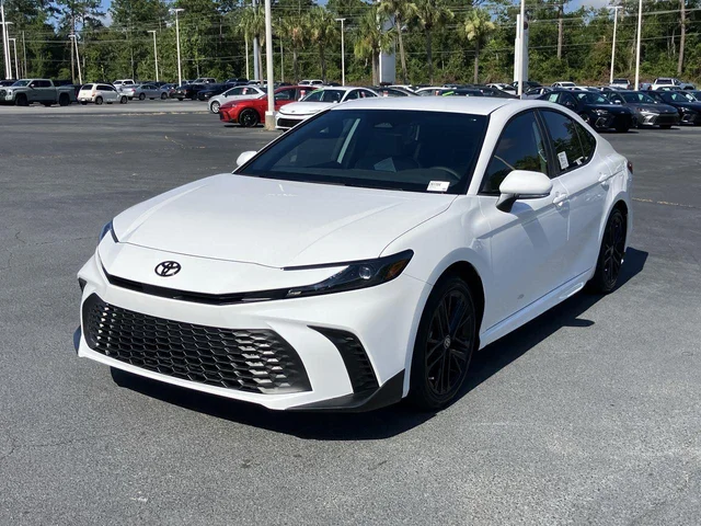 New 2026 Toyota Camry SE