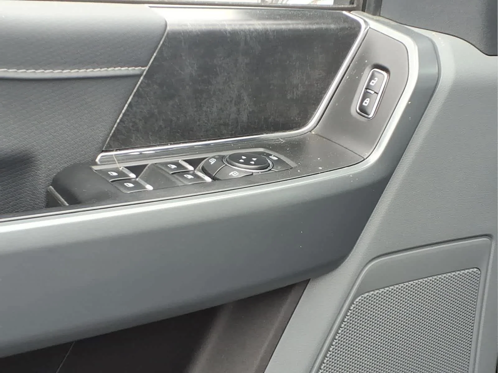 Used 2023 Carbonized Gray Metallic Ford XLT image 24