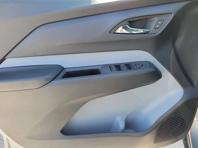 New 2027 Sterling Grey Metallic Chevrolet LT image 14