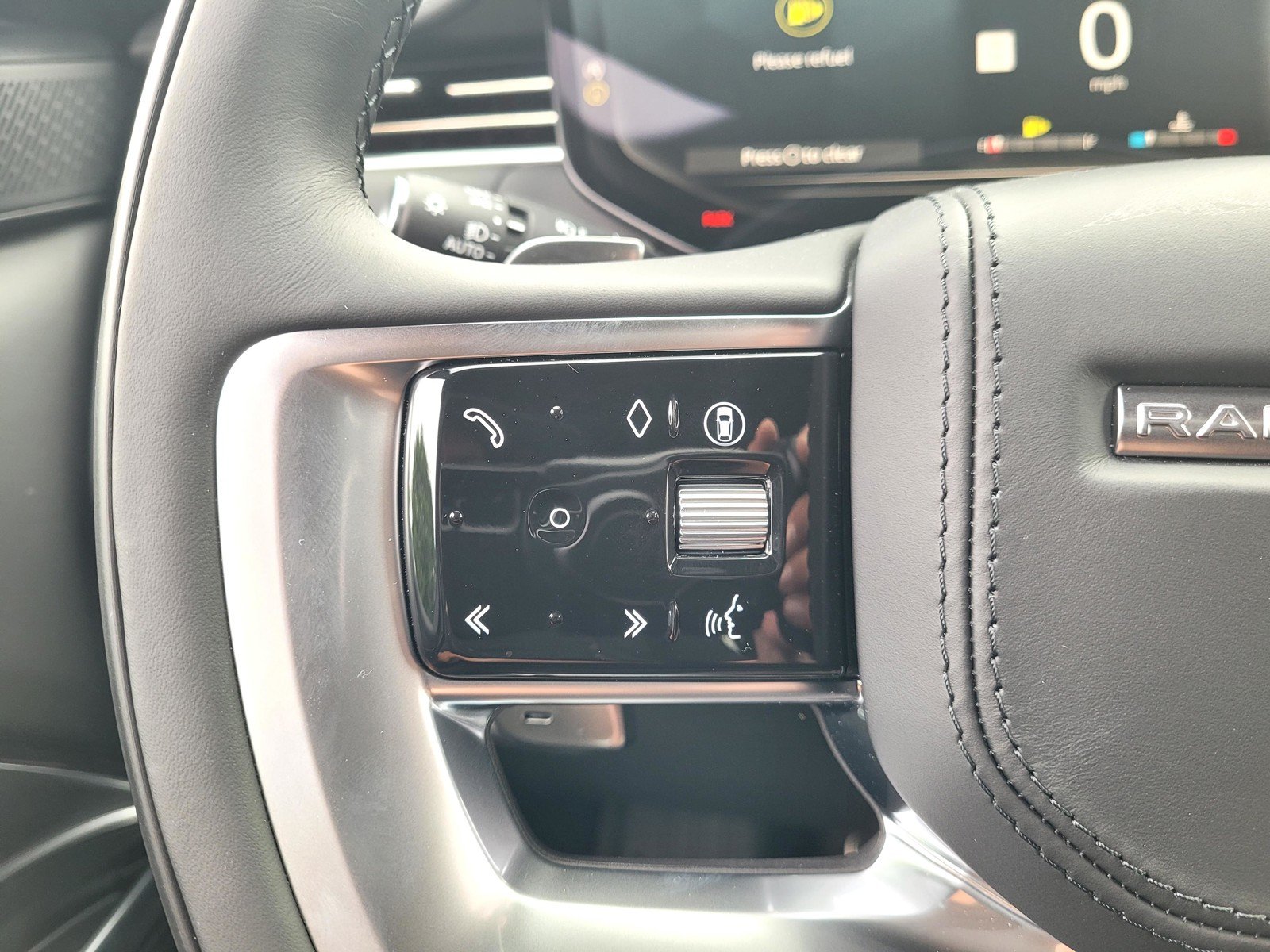 New 2026 Santorini Black Land Rover Autobiography image 24