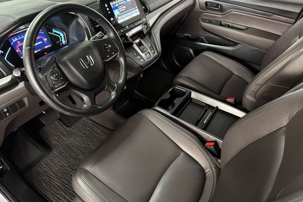 Used 2023  Honda EX-L image 14