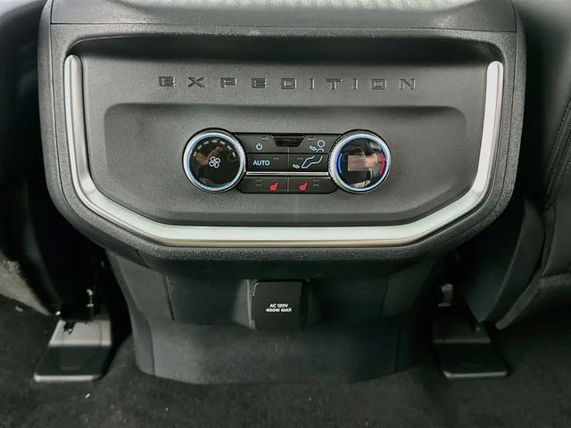 New 2027 Ford Expedition Max Platinum