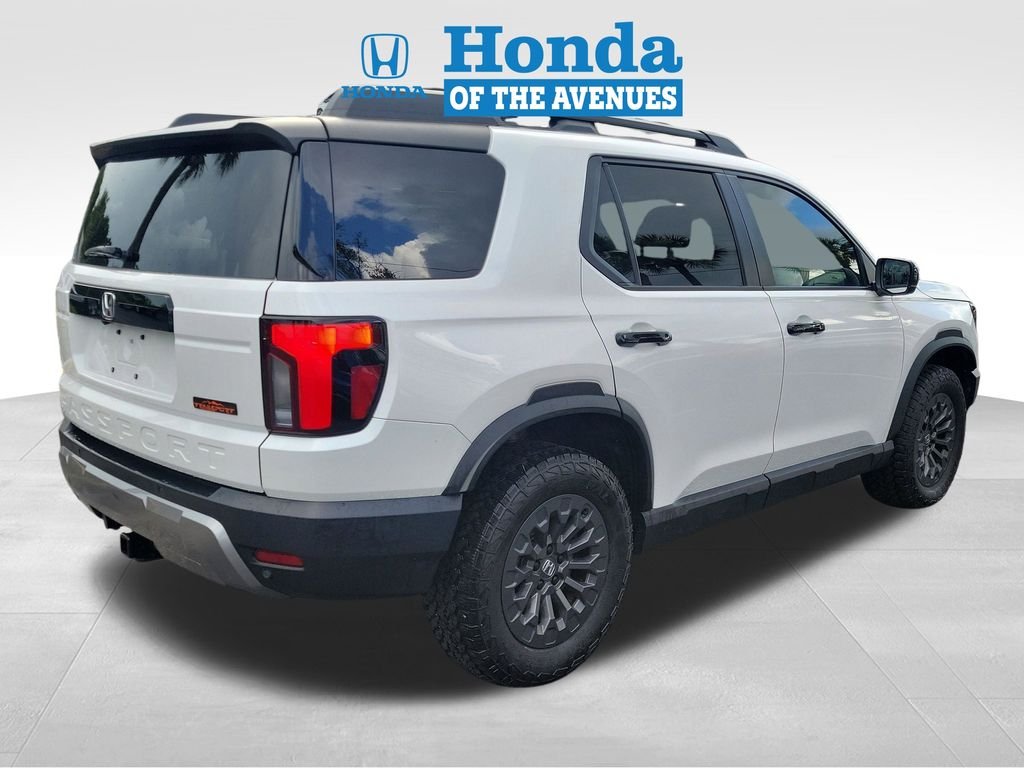 Used 2026 Platinum White Pearl Honda TrailSport image 4