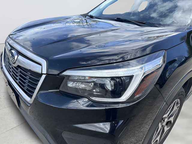 Used 2021 Black Subaru Premium image 22