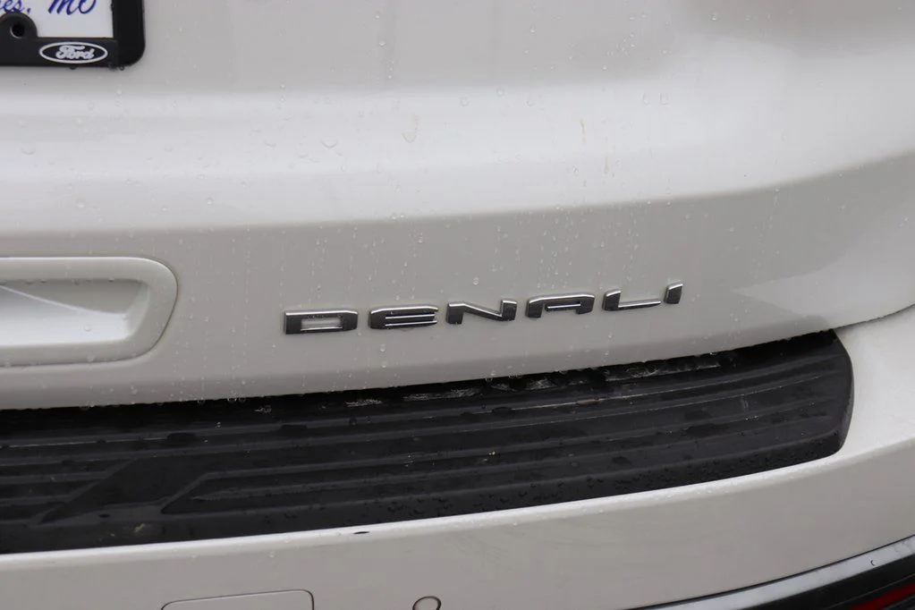 2023 GMC Yukon XL Denali Ultimate - Photo 14