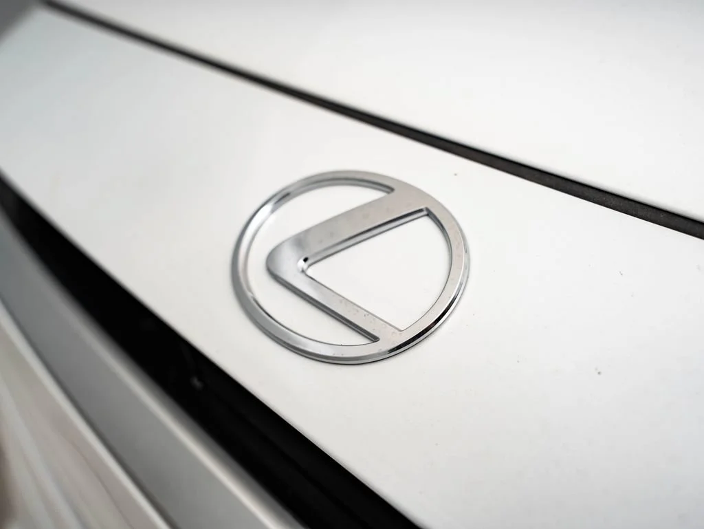 New 2026 Wind Chill Pearl Lexus PREMIUM AWD image 3