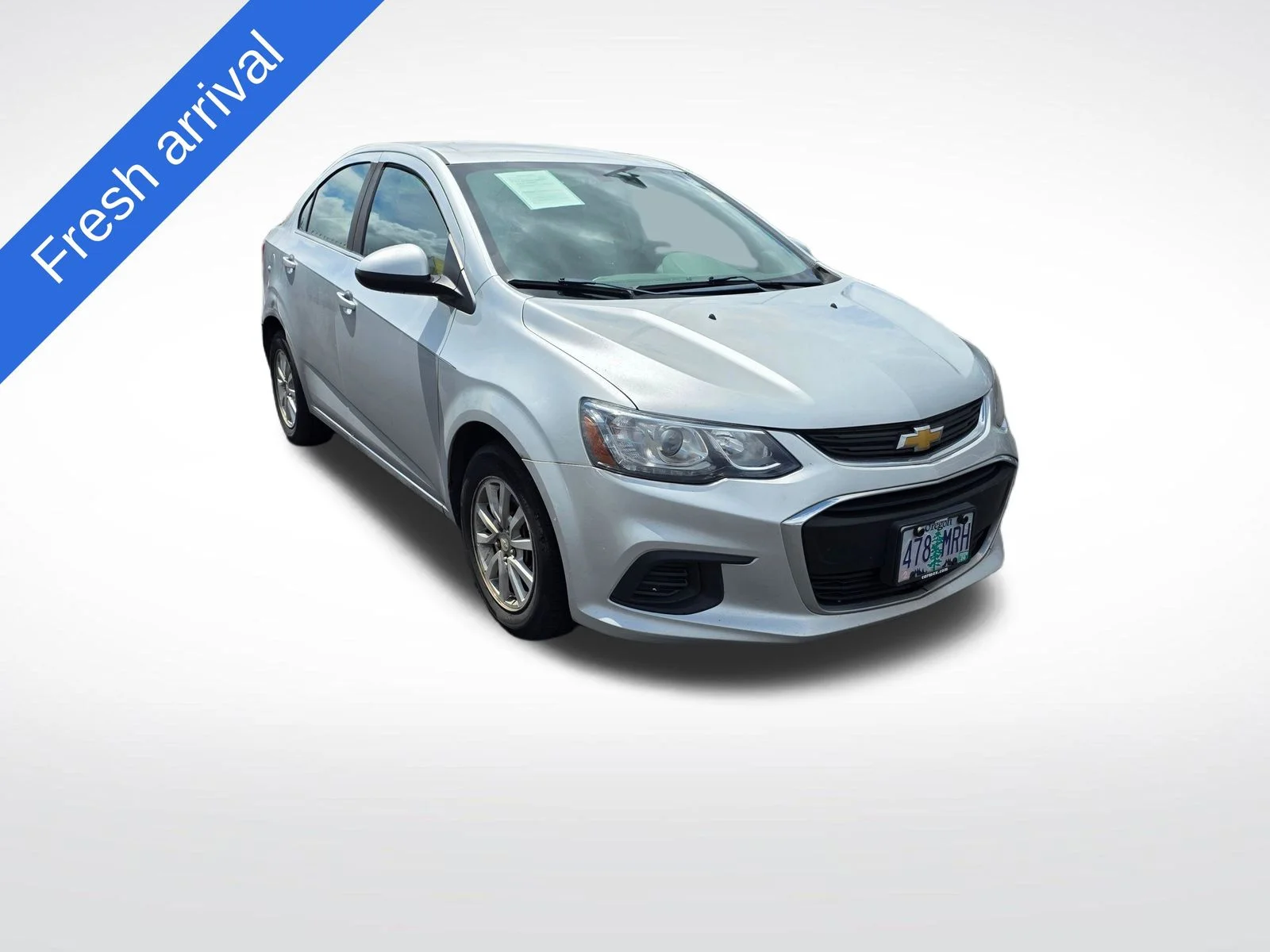 Used 2017 Silver Ice Metallic Chevrolet LT image 1