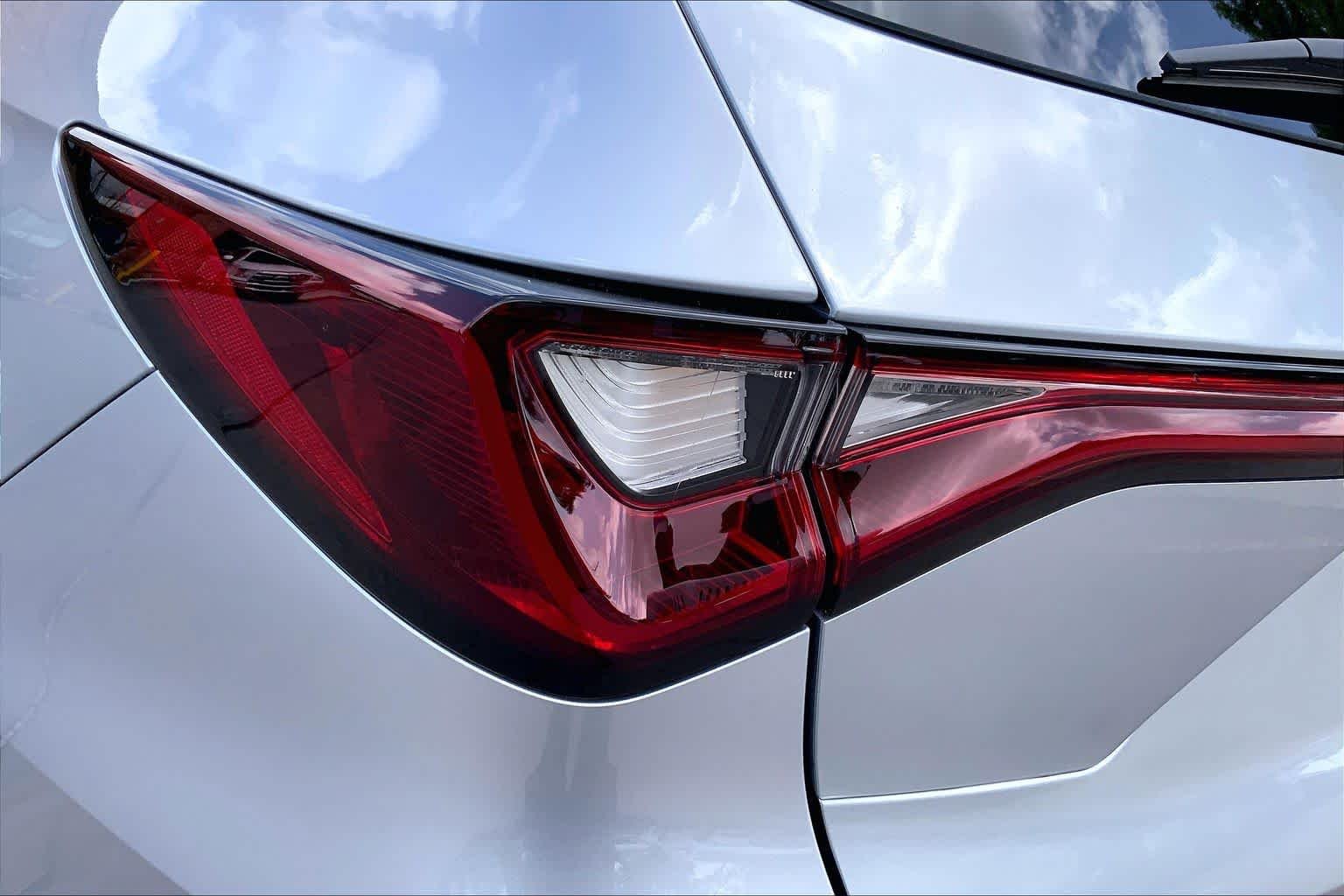 Certified Used 2026 Solar Silver Metallic Acura w/Technology Package image 28