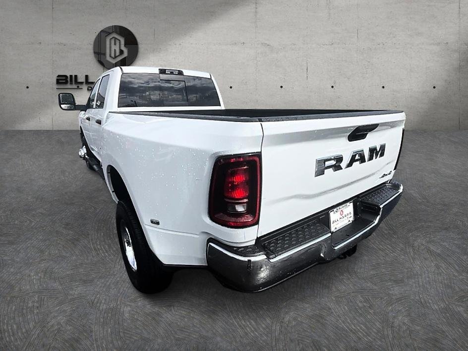 New 2026 Bright White Clear-Coat Exterior Paint RAM Tradesman image 8