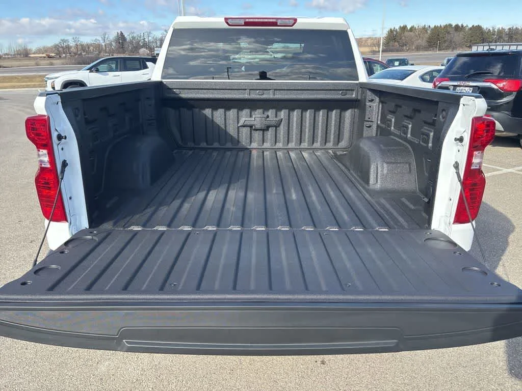 2026 Chevrolet Silverado 1500 LT - Photo 9