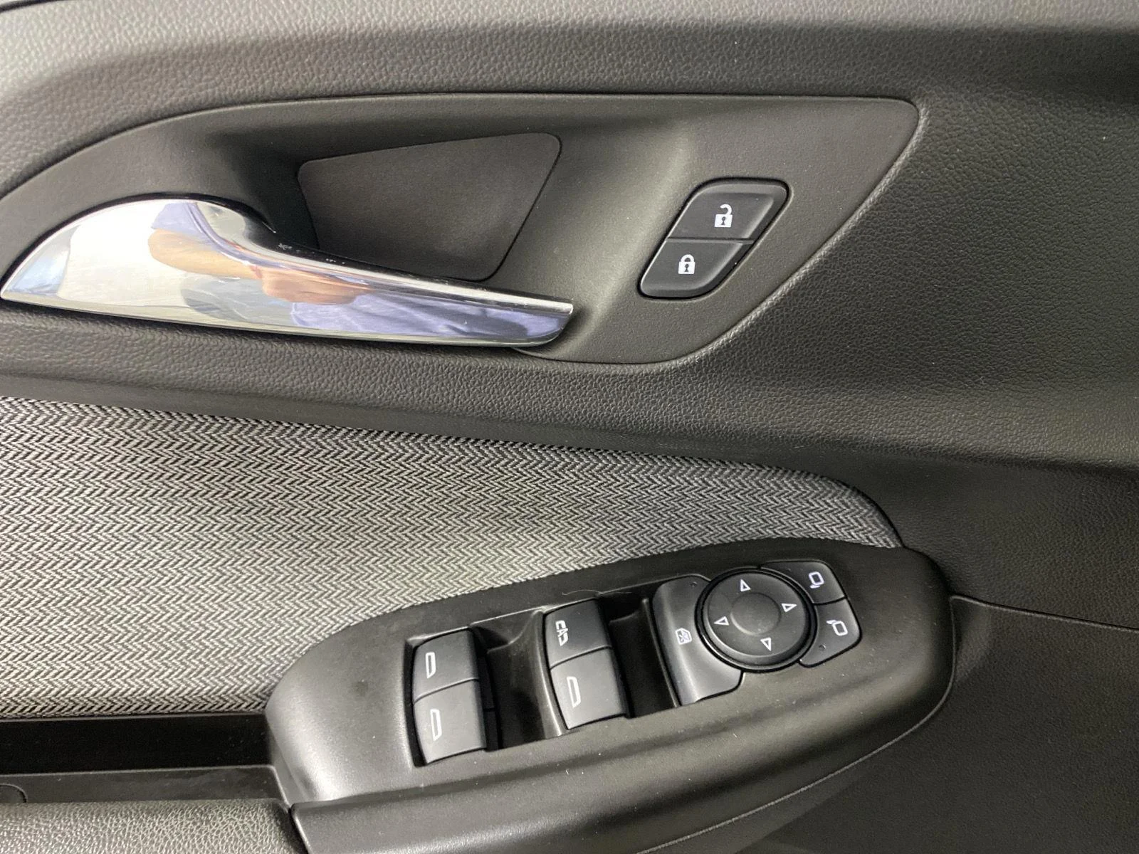 Used 2023 Sterling Gray Metallic Chevrolet LT image 12