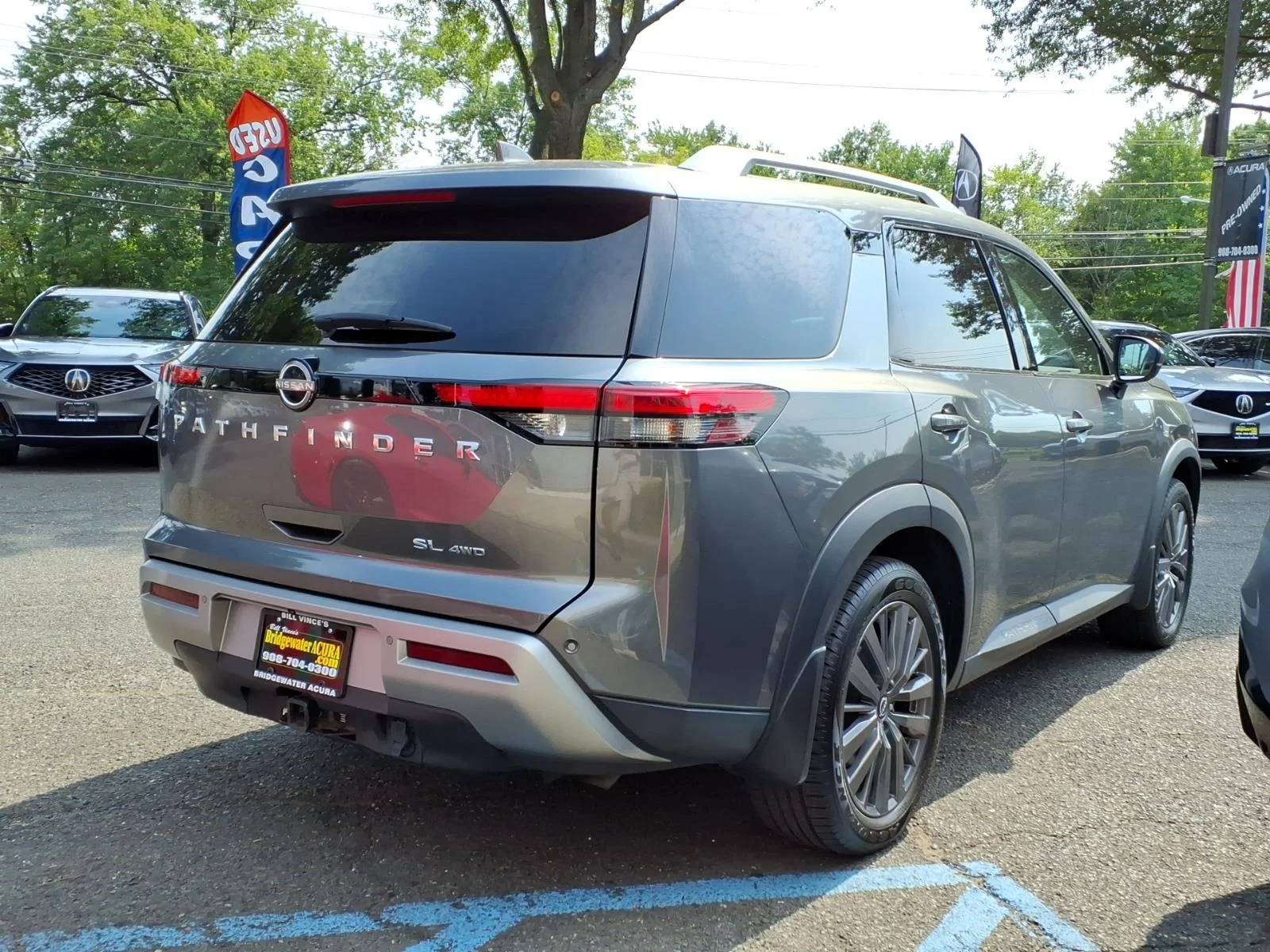 Used 2022 Gun Metallic (kad) Nissan SL image 4